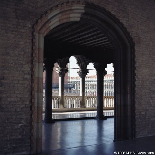 Palazzo Ducale Court 5 (Click for next image)