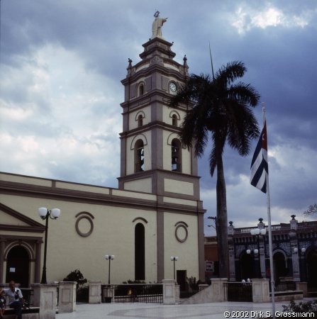 Church in Camagüey (Click for next image)