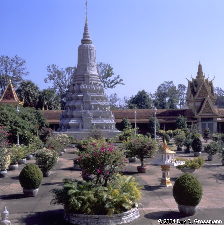 Pagoda 2 (Click for next image)