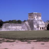 Templo de los Jaguares y Escudos 1