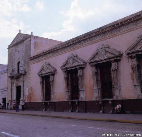 Casa de Montejo (Click for next image)