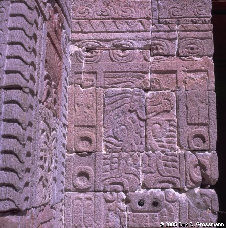 Palacio de Quetzalpapálotl Detail (Click for next image)