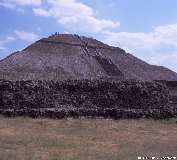Pirámide del Sol (Click for next image)