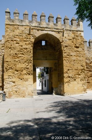 Puerta de Almodovar (Click for next image)