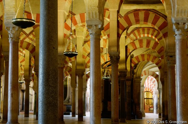 Mezquita Catedral de Cordoba (Click for next image)