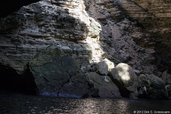 Grotte marine du Sdragonato (Click for next image)