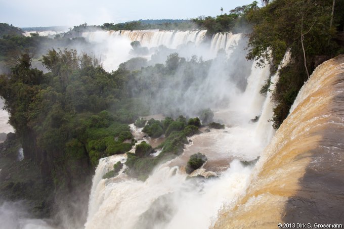 Cataratas del Iguazú (Click for next image)