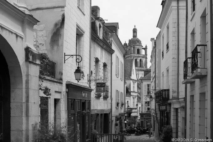 Loches (Click for next image)