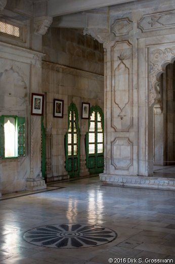 Interior of Jaswant Thada (Click for next image)