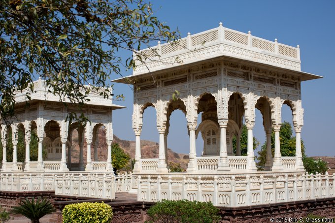 Jaswant Thada (Click for next group)