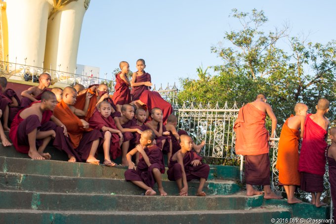 Monks at the Entrance to the Kyaikhteeyoe Pagoda (Click for next image)