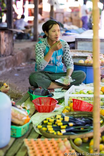 Heho Market (Click for next image)