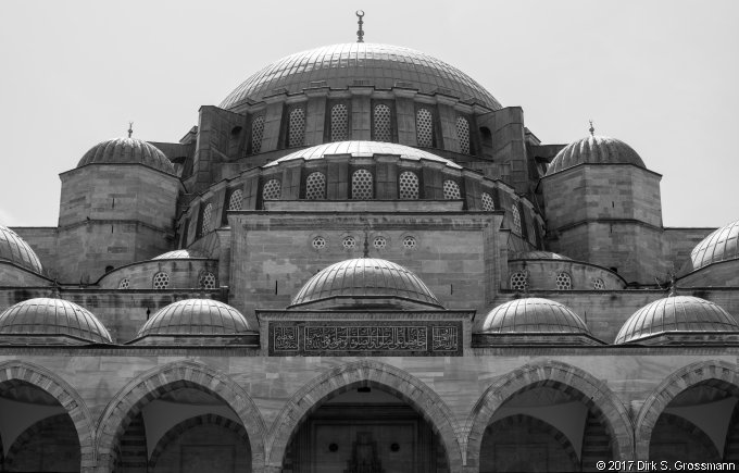 Süleymaniye Camii (Click for next image)