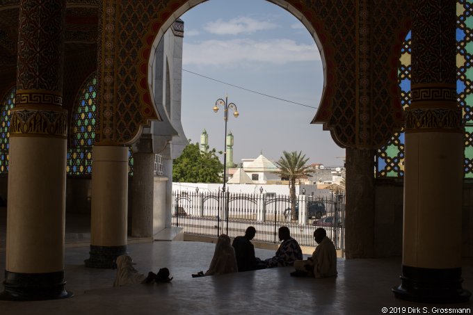Grande Mosquée de Touba (Click for next image)