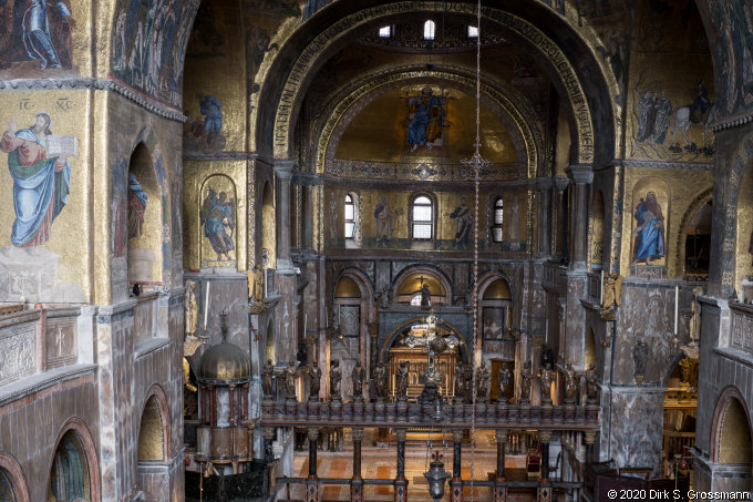 Interior of the Basilica di San Marco (Click for next image)